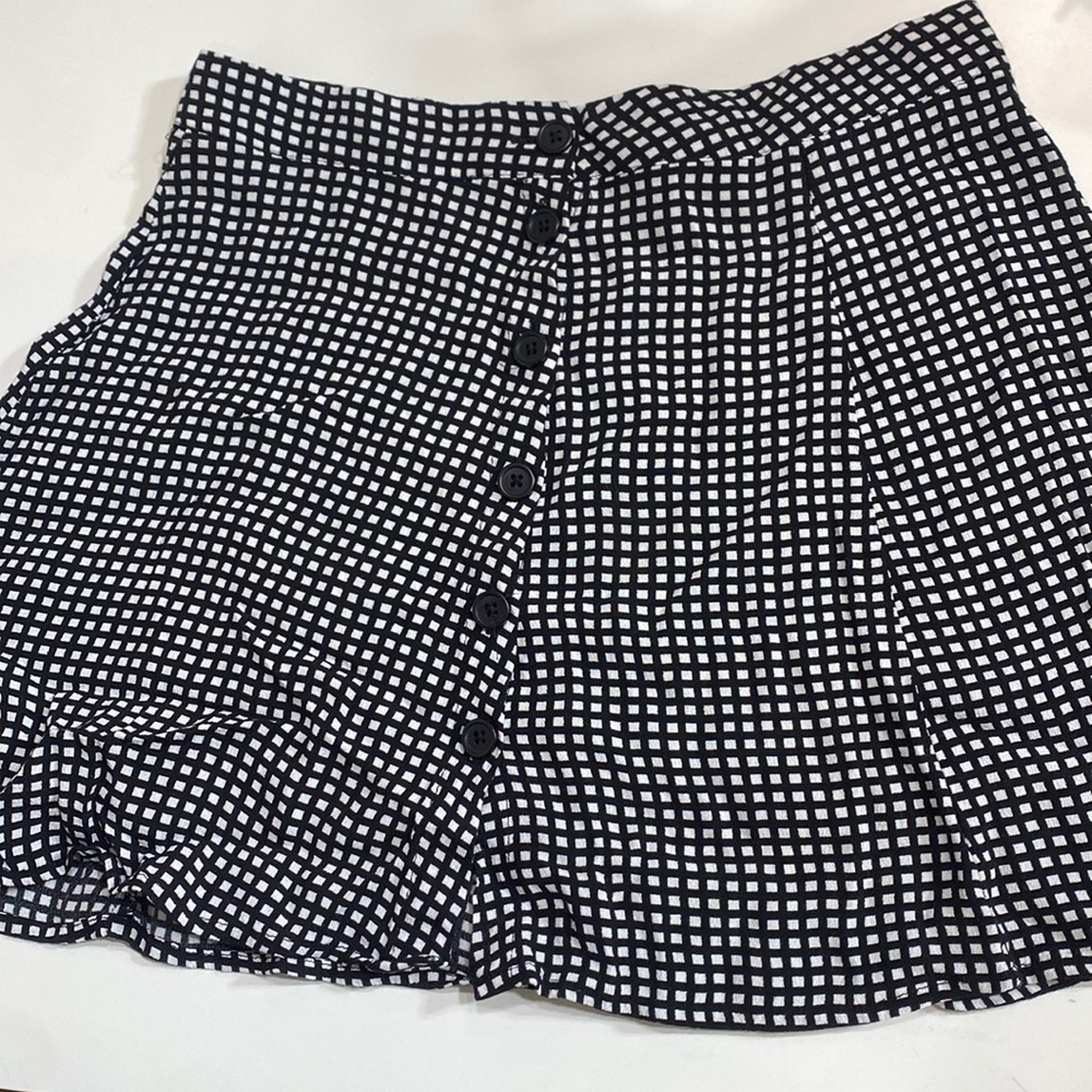 Women’s forever 21 skirt